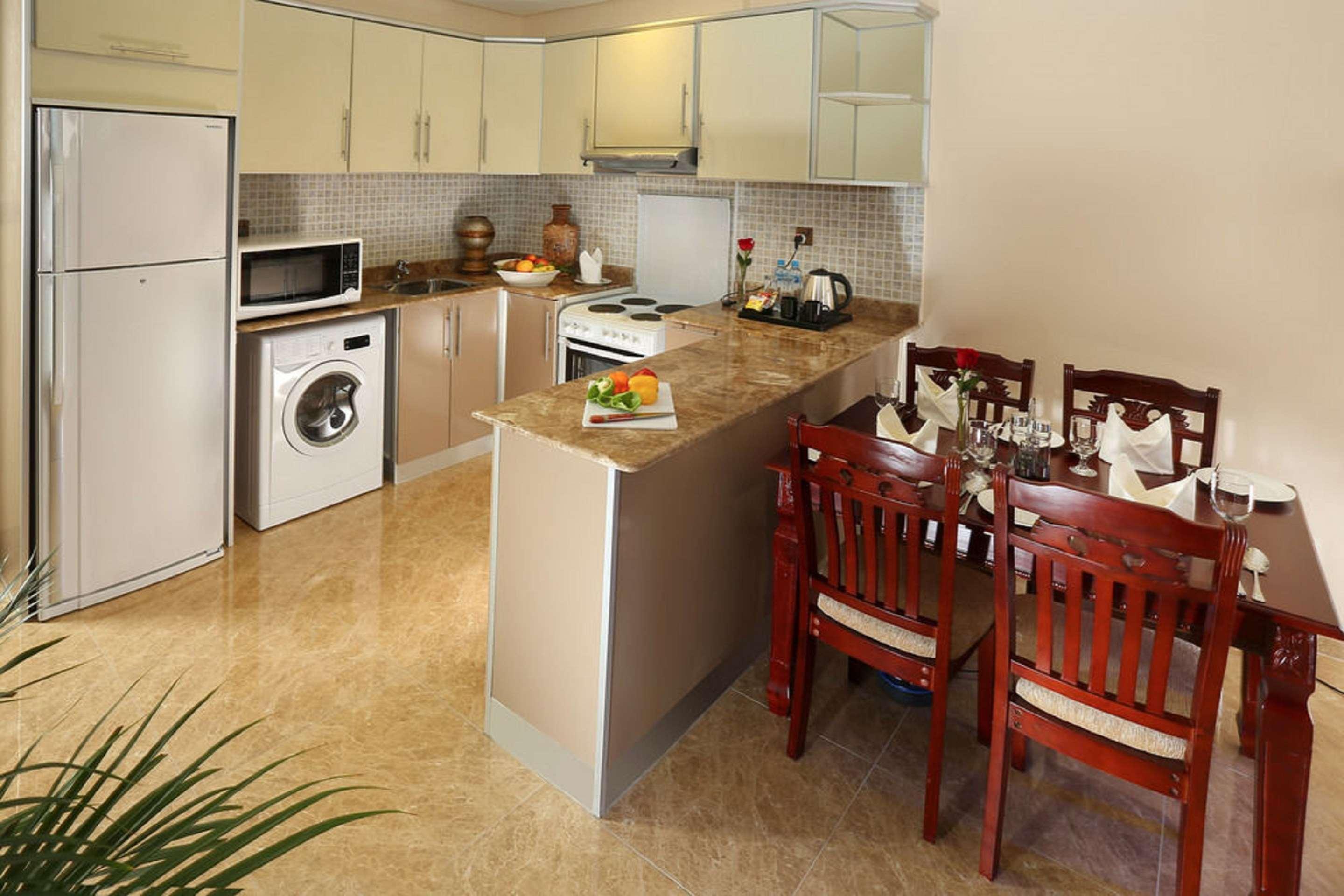 Best Western Plus Salmiya Kuwait City Exteriör bild